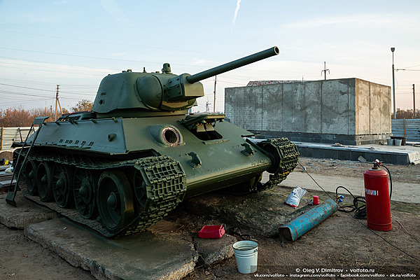 Реставрация танка-памятника «Челябинский колхозник» фотография