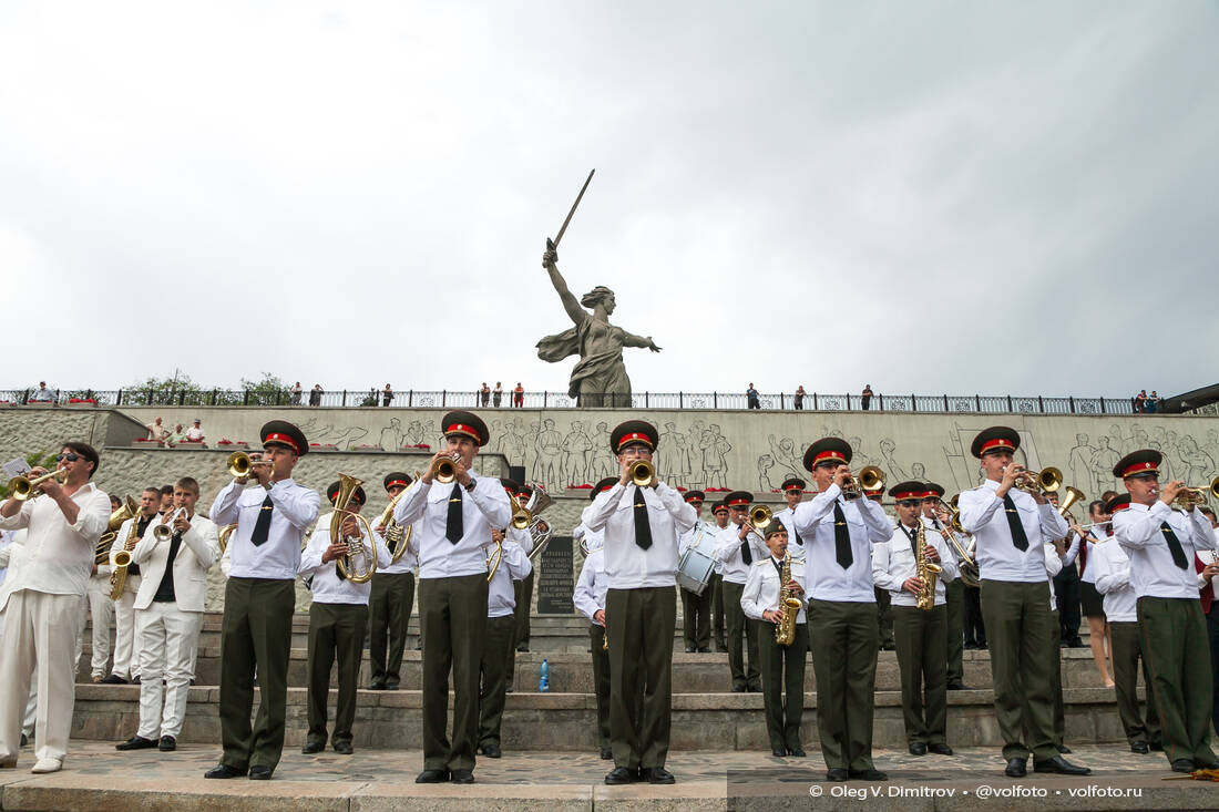 На главной высоте России прозвучали самые известные мелодии военных лет фотография