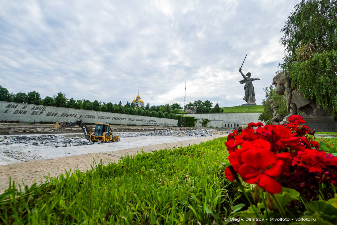 Ремонт большого бассейна на Площади Героев фотография