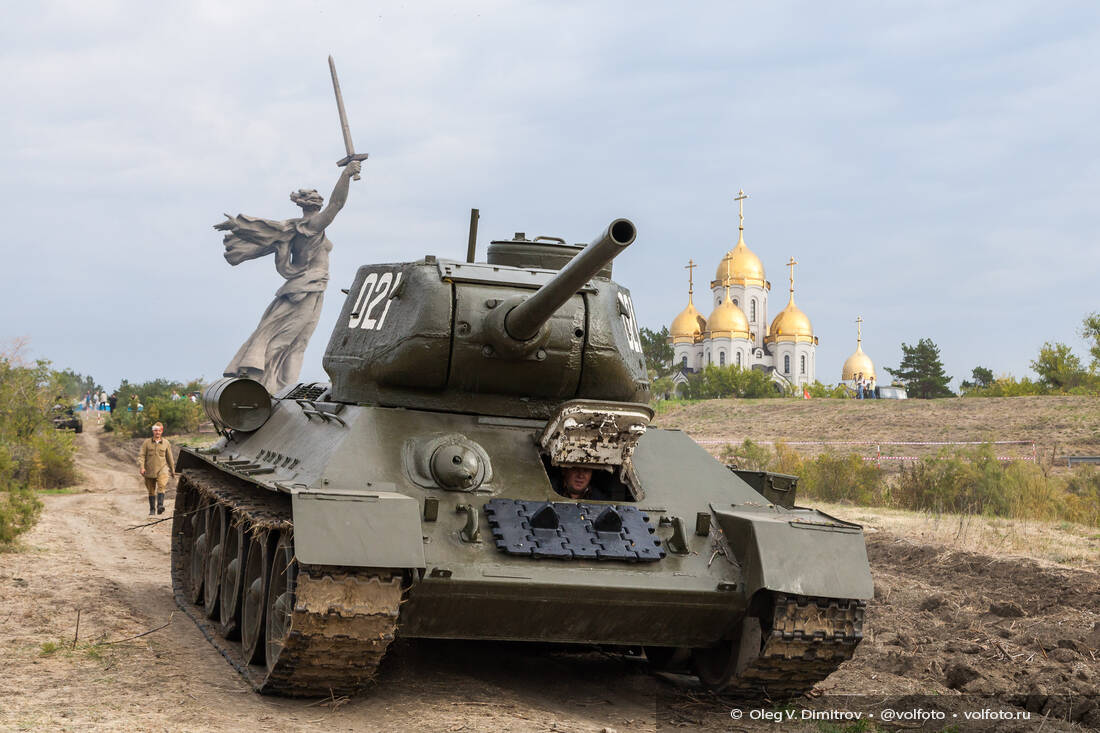 Военно-историческая реконструкция на Мамаевом кургане фотография