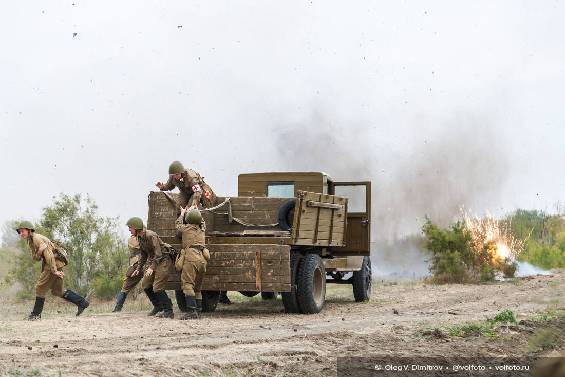 Военно-историческая реконструкция на Мамаевом кургане фотография