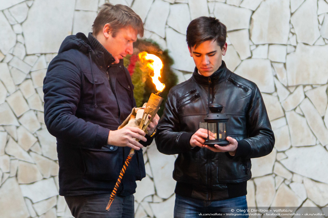 Частица Вечного огня с Мамаева кургана передана в Новоаннинский фотография