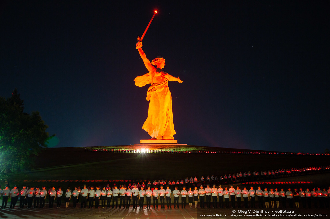Поминальные лампады в память о героях Великой Отечественной фотография