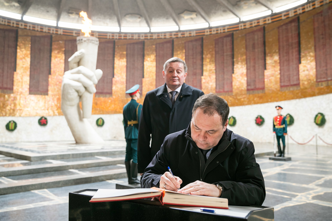 Роман Головченко в Зале Воинской Славы фотография