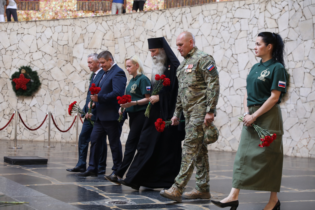 Памятная акция, посвящённая памяти детей  — жертв войны в Донбассе фотография