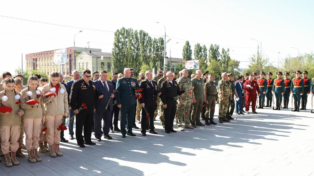Автопробег «Города-герои — города героев» фотография