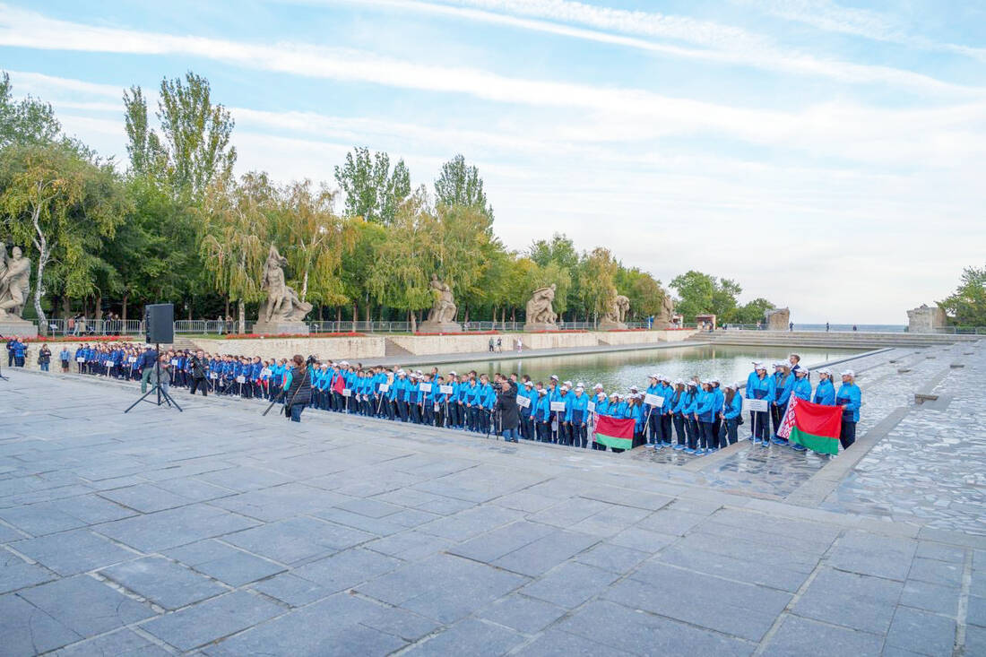 Торжественное открытие Спартакиады Союзного государства на Площади Героев Мамаева кургана фотография