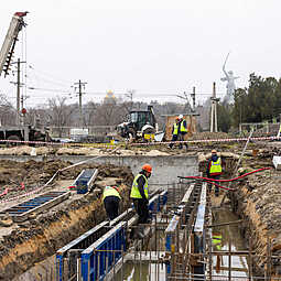У Мамаева кургана началось строительство мемориала участникам СВО