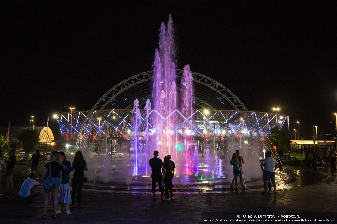 Световой фонтан в парке Победы фотография